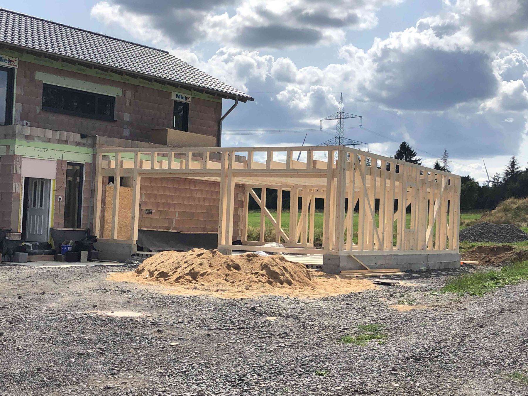 Garagenanbau als Holzrahmebau